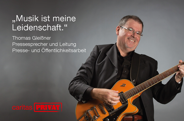 Thomas Gleißner mit seiner E-Gitarre