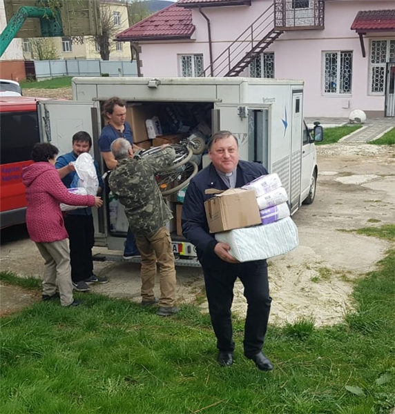 Hilfsgütertransport für Boryslaw in der Ukraine