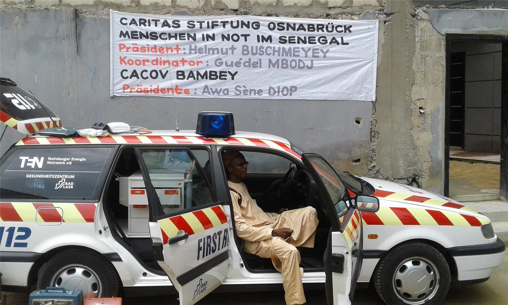 Rettungswagen im Senegal. 