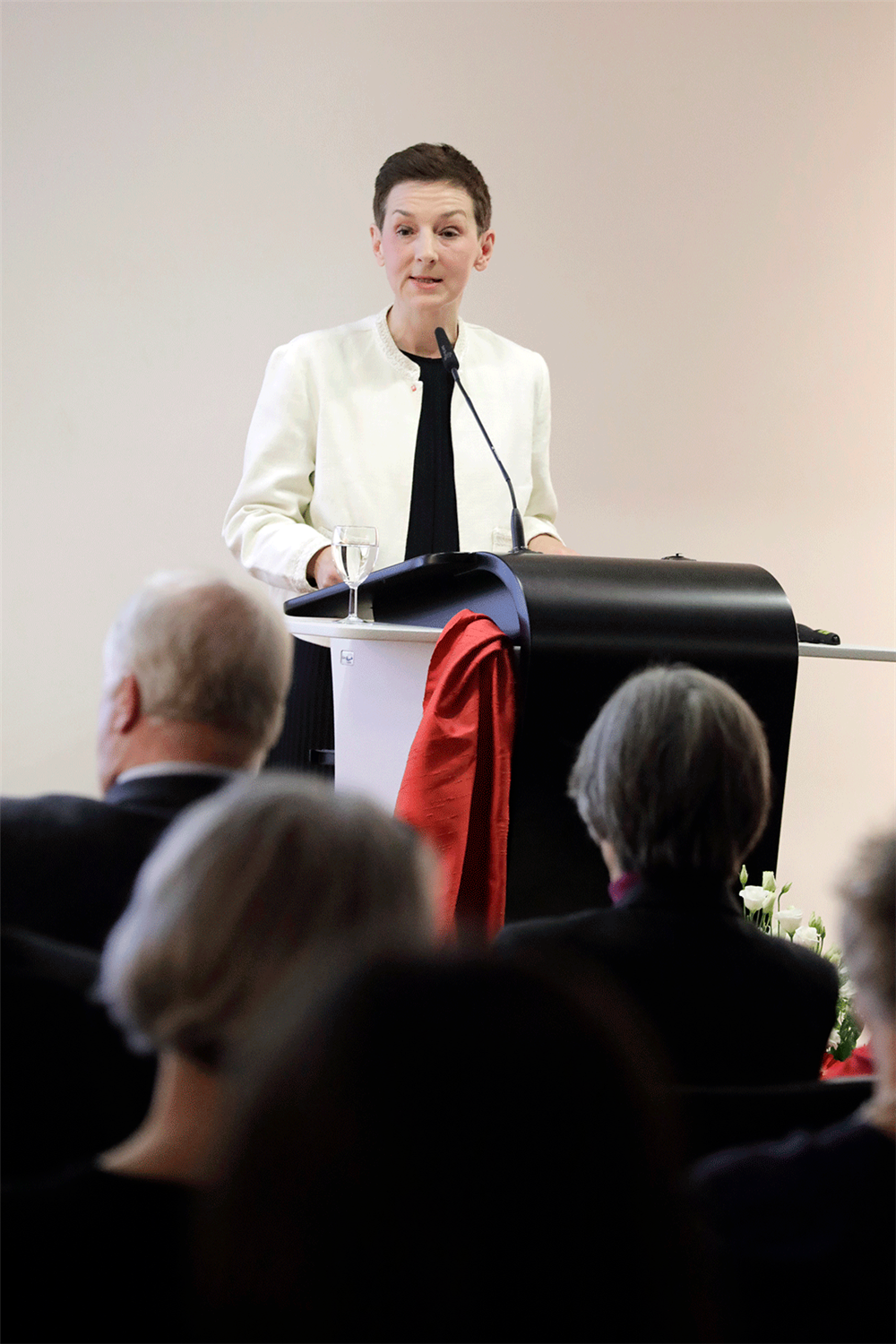 Ouvertüre Caritasdirektorin Birgit Schaer 