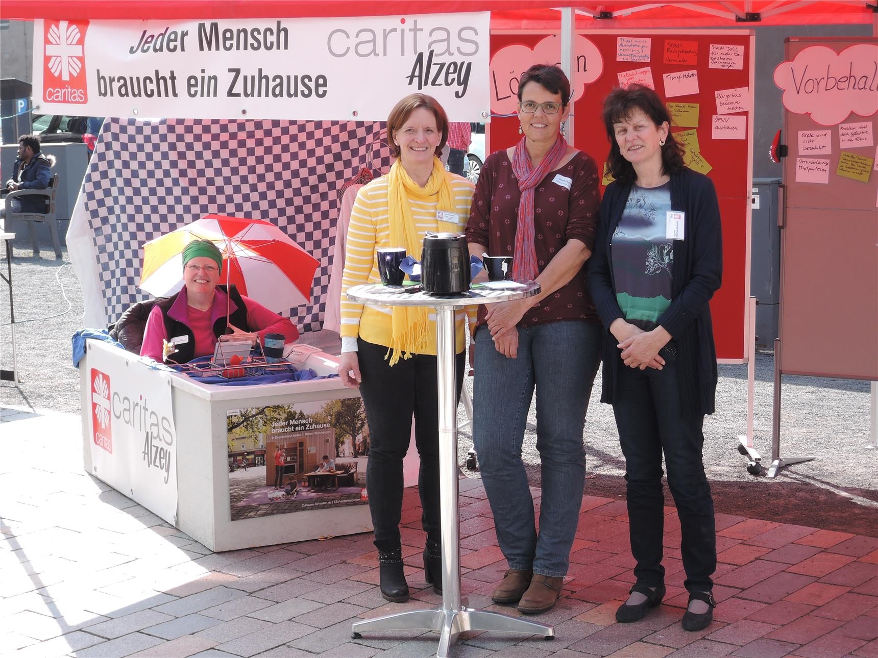 Veranstaltung "Wohnen - Wo?" in Alzey 30.03.2019 von links nach rechts: Frau Andrea Rinke-Bachmann, Frau Silke Kleinschmitt, Frau Ursula Lamm, Frau Agnes Weires-Strauch (Dieter Lamm)