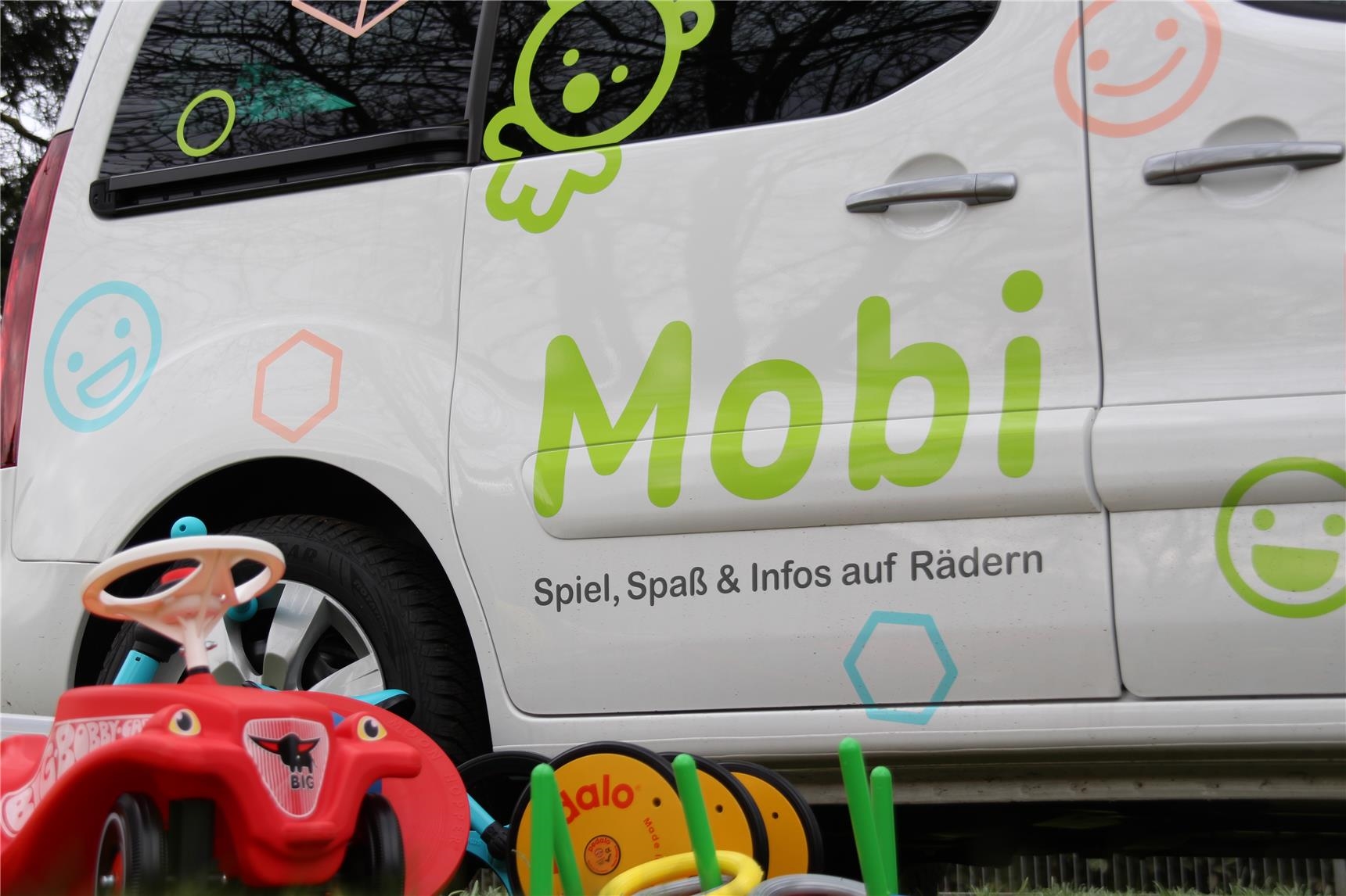 Spiel, Spaß und Infos auf Rädern – Das Spielmobil „Mobi“ 
