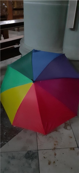 ein butner Regenschirm