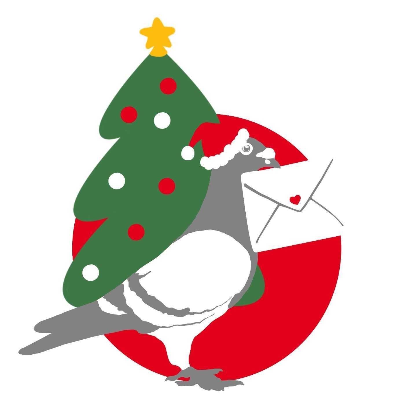 Taube mit Brief im Schnabel vor Weihnachtsbaum
