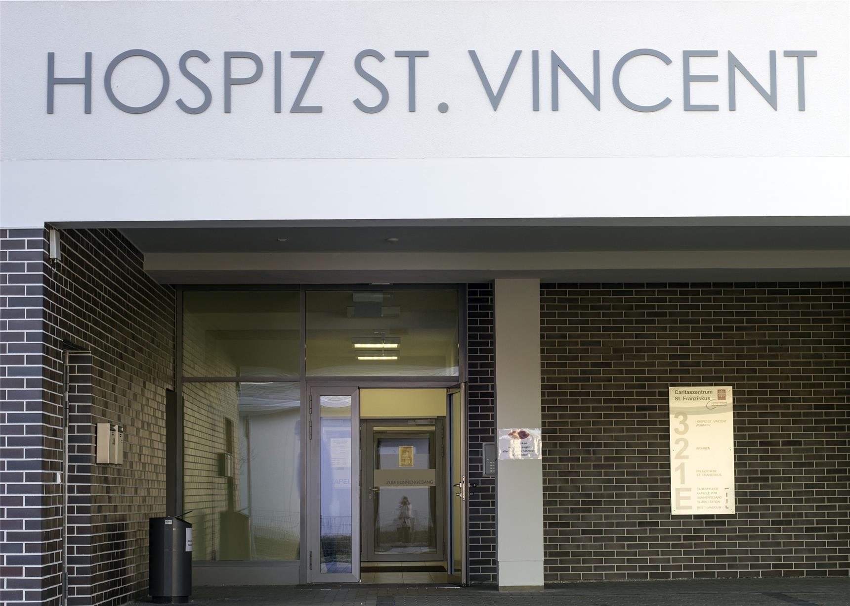 Eingangsbereich des Hospizes St. Vincent Nord (Lena Andres)