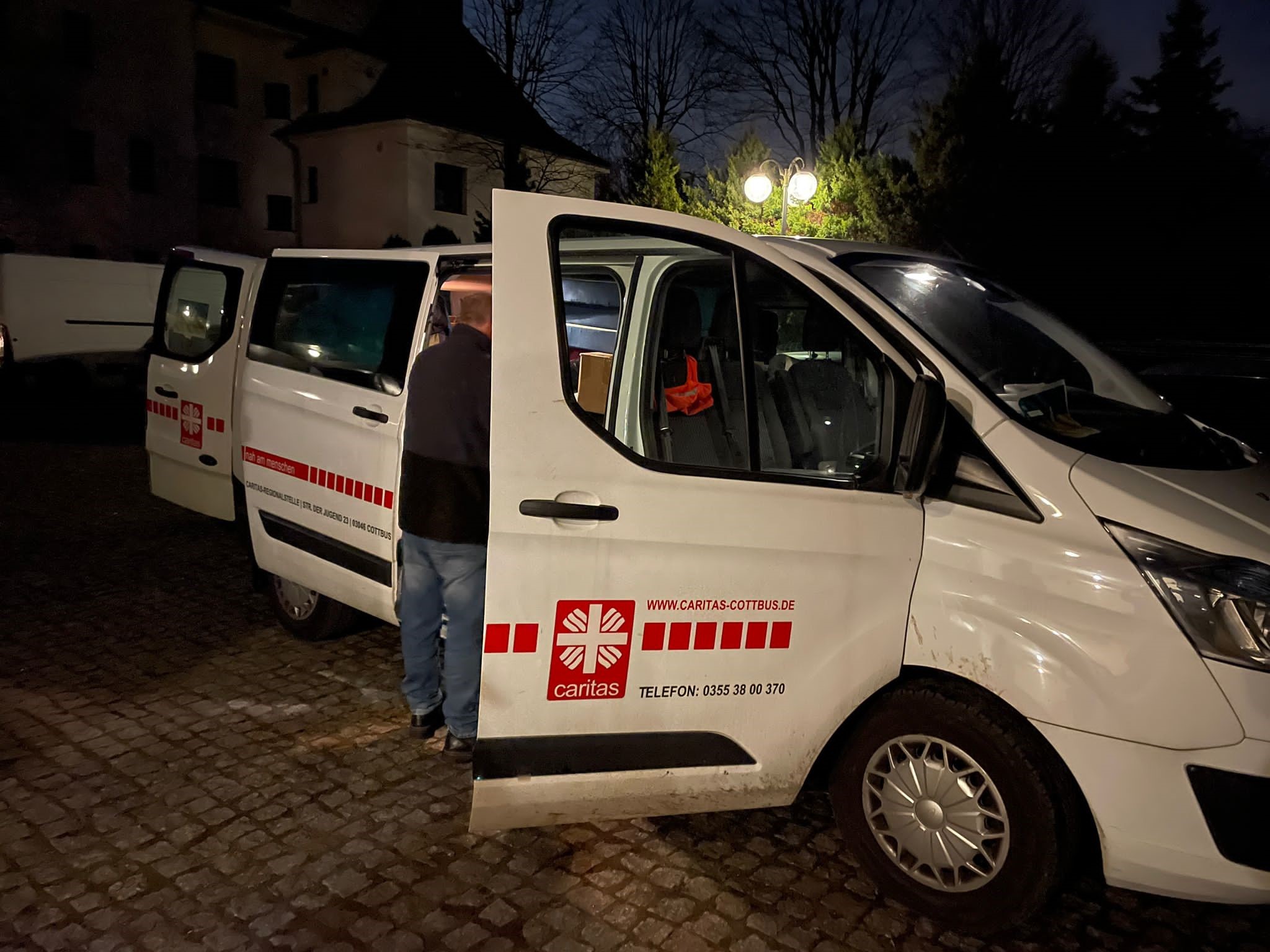 Hilfsgüter für geflüchtete Menschen